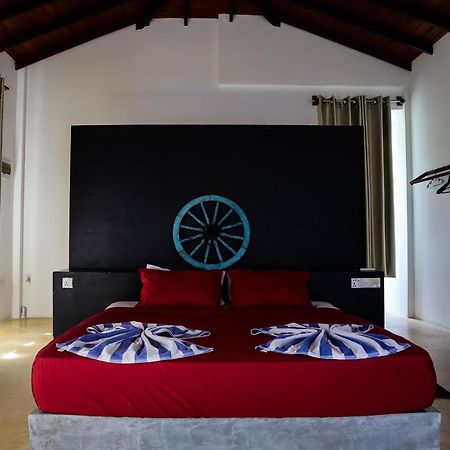 Singhe House Hotel Диквела Екстериор снимка