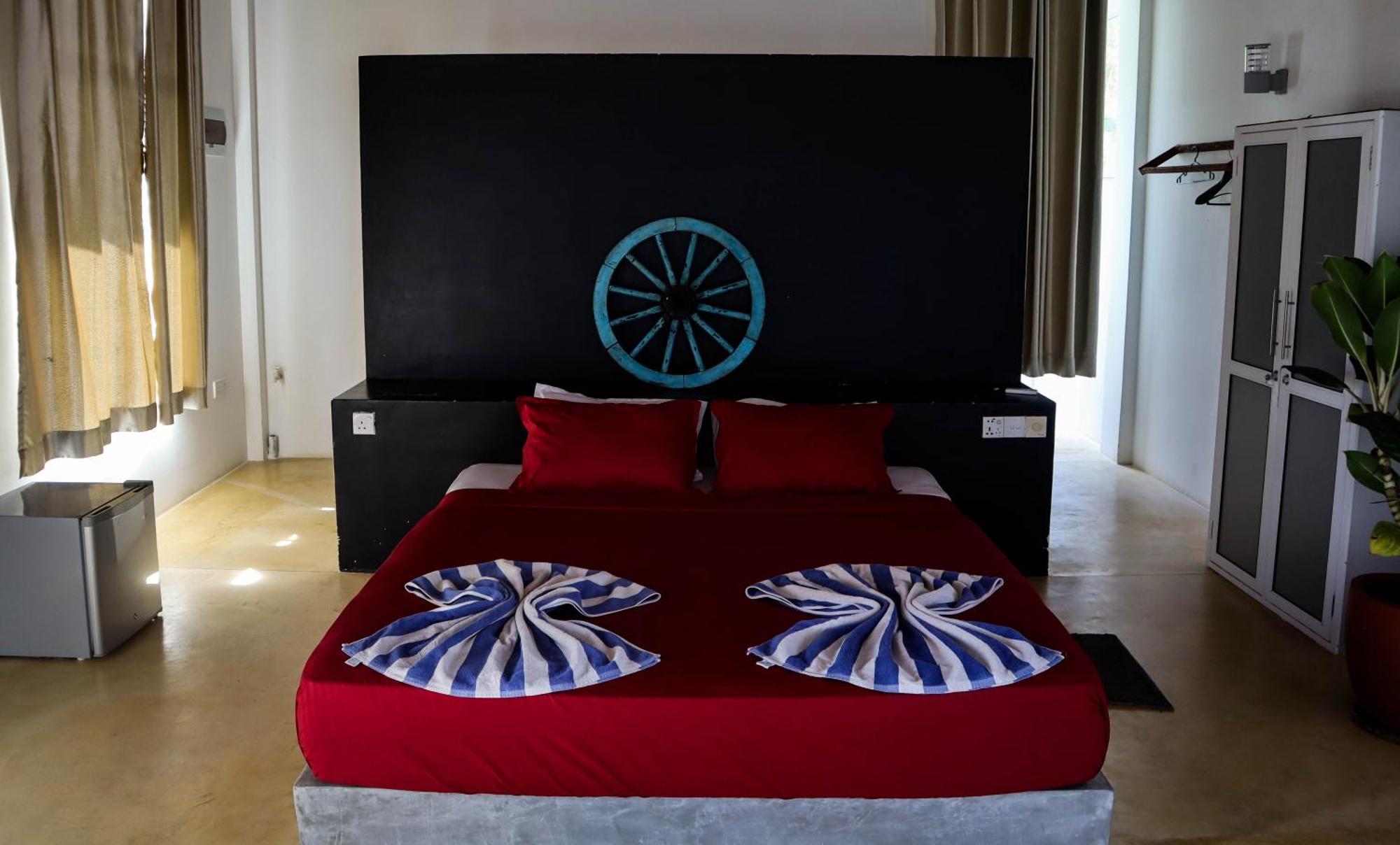 Singhe House Hotel Диквела Екстериор снимка
