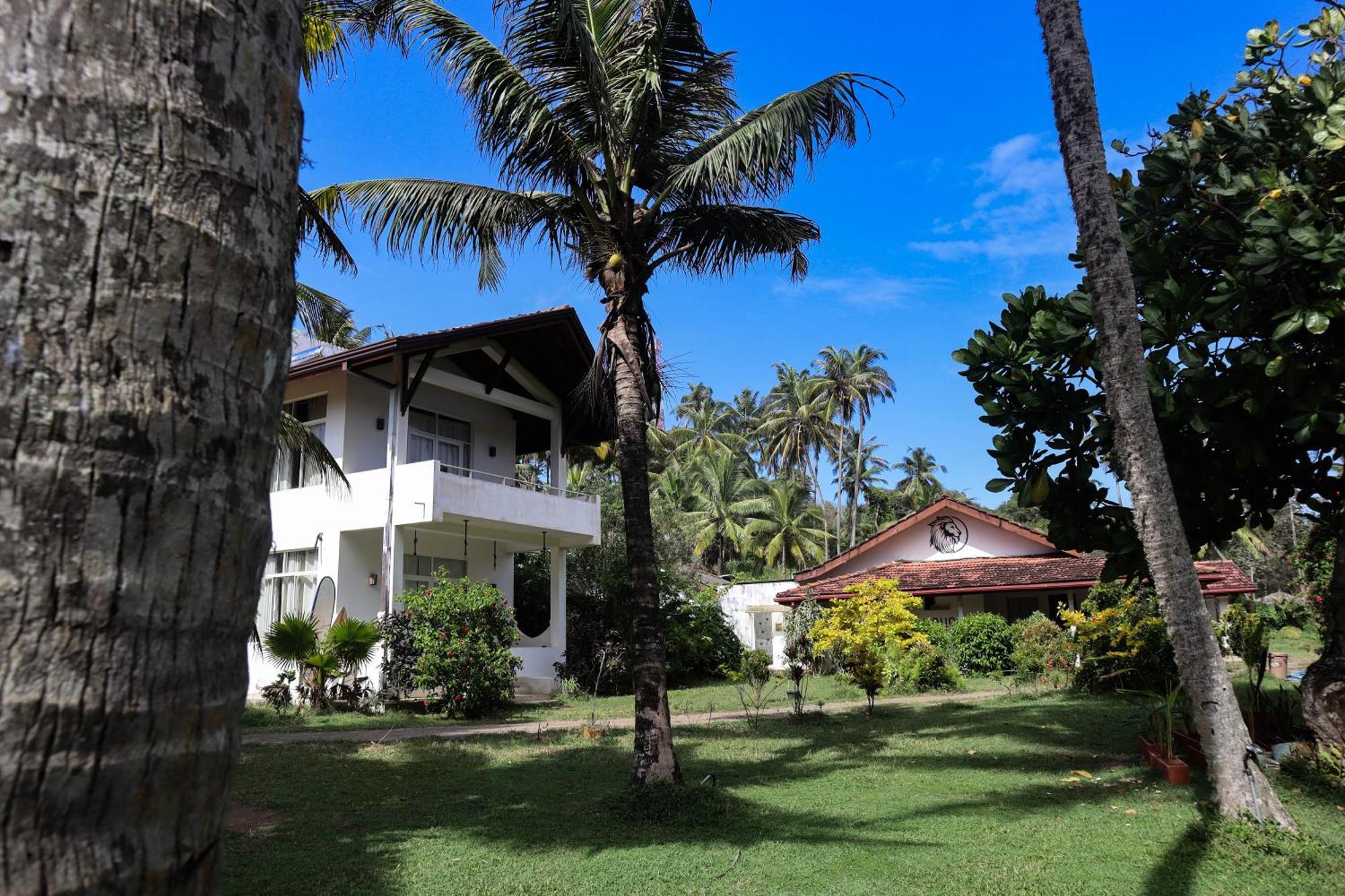 Singhe House Hotel Диквела Екстериор снимка